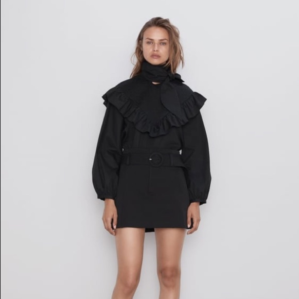 Zara black poplin ruffle bow long.sleeves blouse.